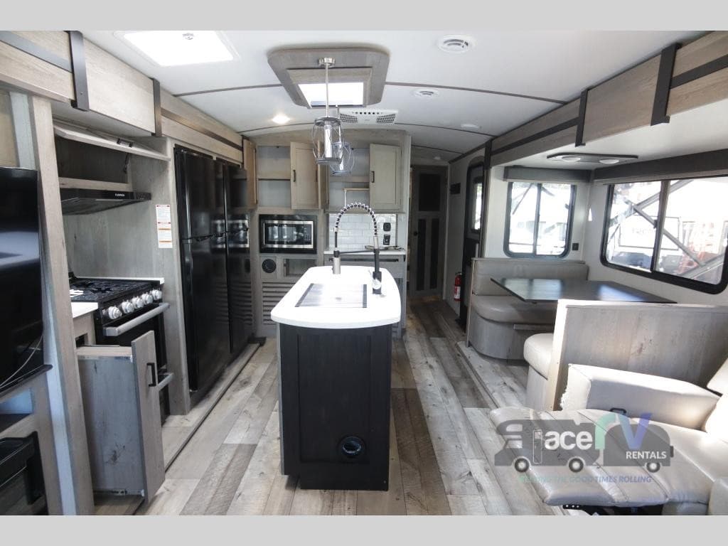 Ace RV Rentals Expands Pet-Friendly Fleet Amid Rising Mid-Atlantic RV Travel Demand